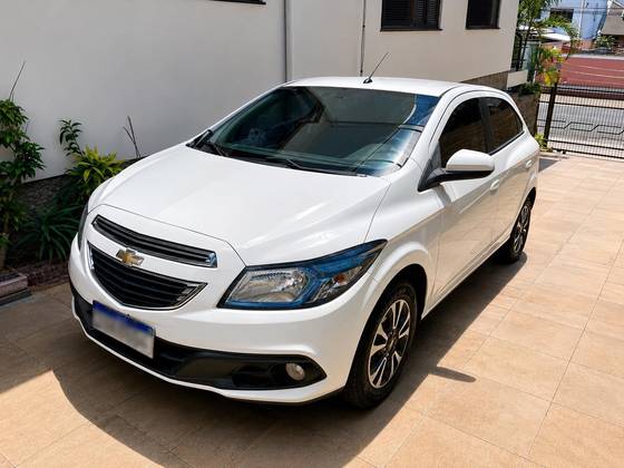 CHEVROLET ONIX 1.4 MPFI LTZ 8V FLEX 4P MANUAL